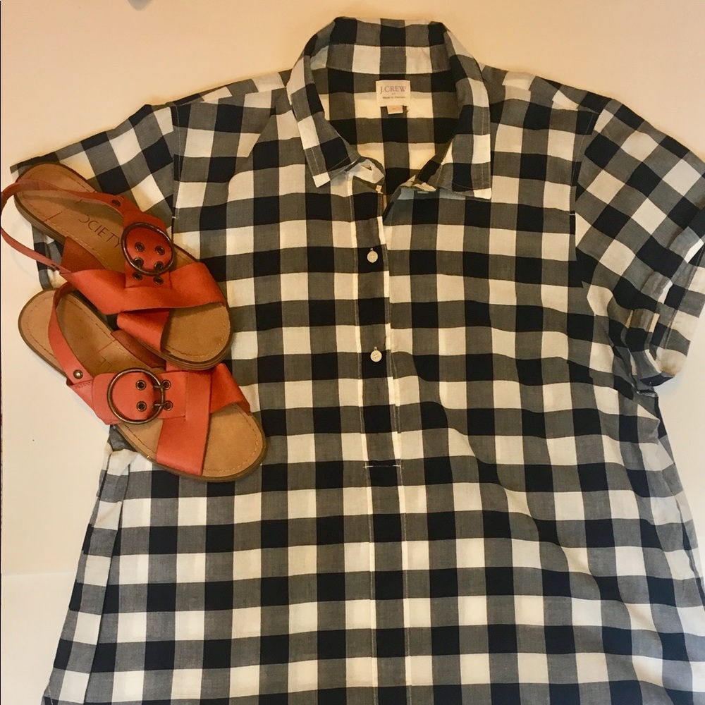 Navy gingham button top